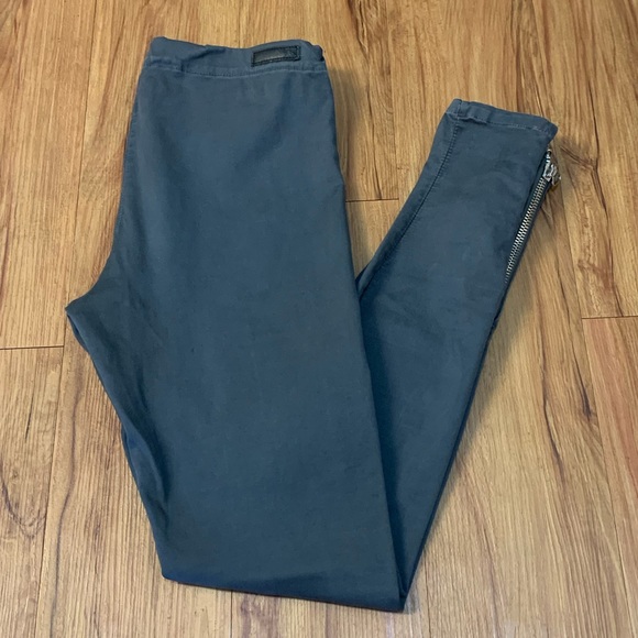 Joe’s Jeans Grey Ankle Zip High Rise Legging - Picture 3 of 13